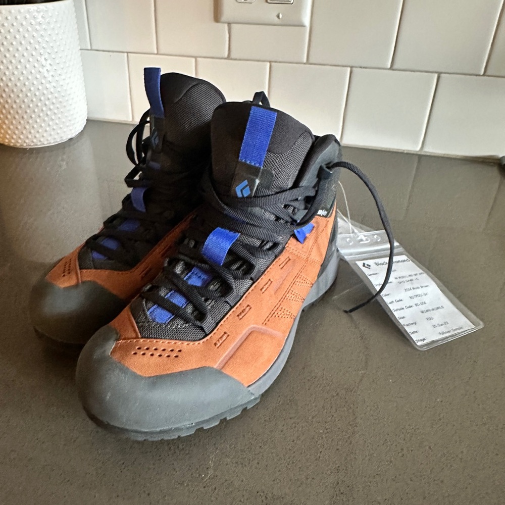 *SOLD* Black Diamond Hiking Boots